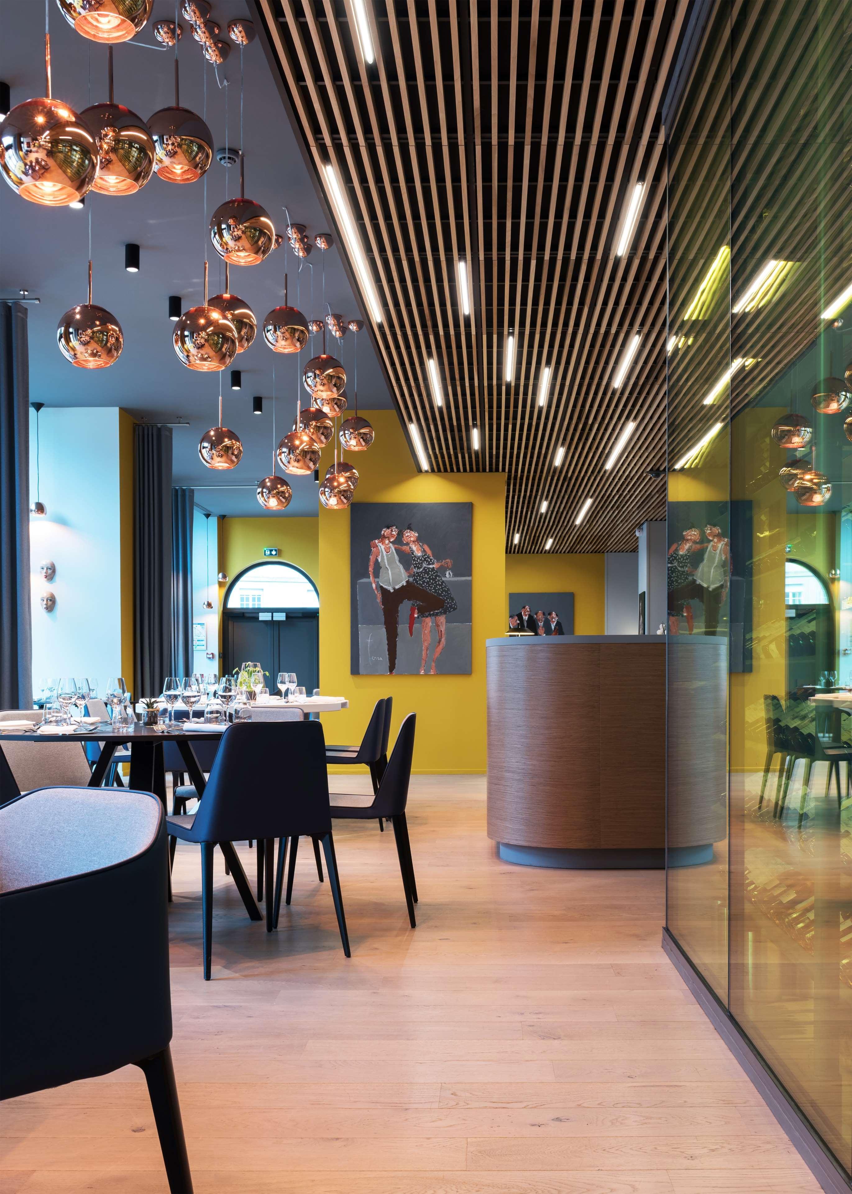Готель Golden Tulip Saint Malo- Le Grand Be Екстер'єр фото