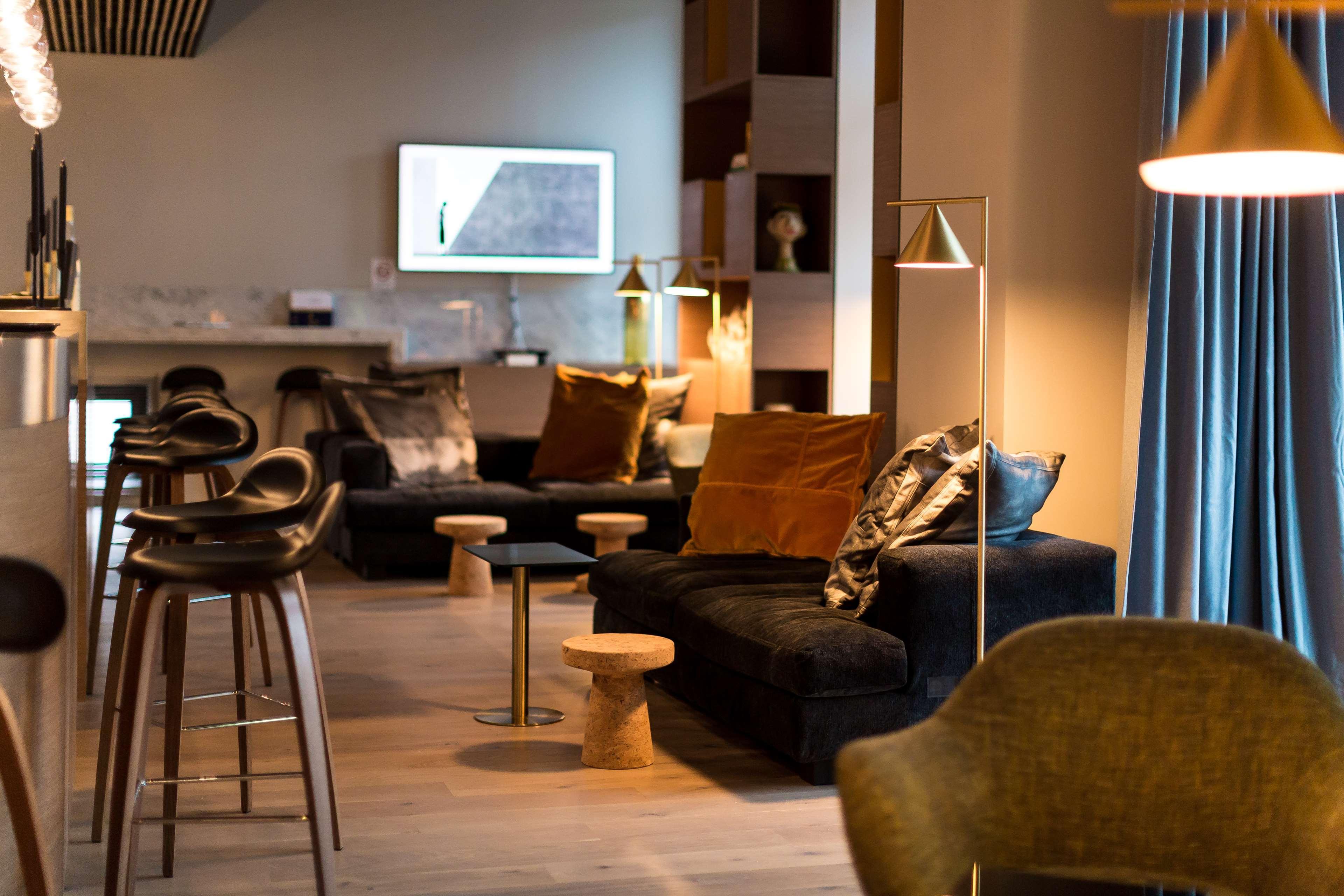 Готель Golden Tulip Saint Malo- Le Grand Be Екстер'єр фото