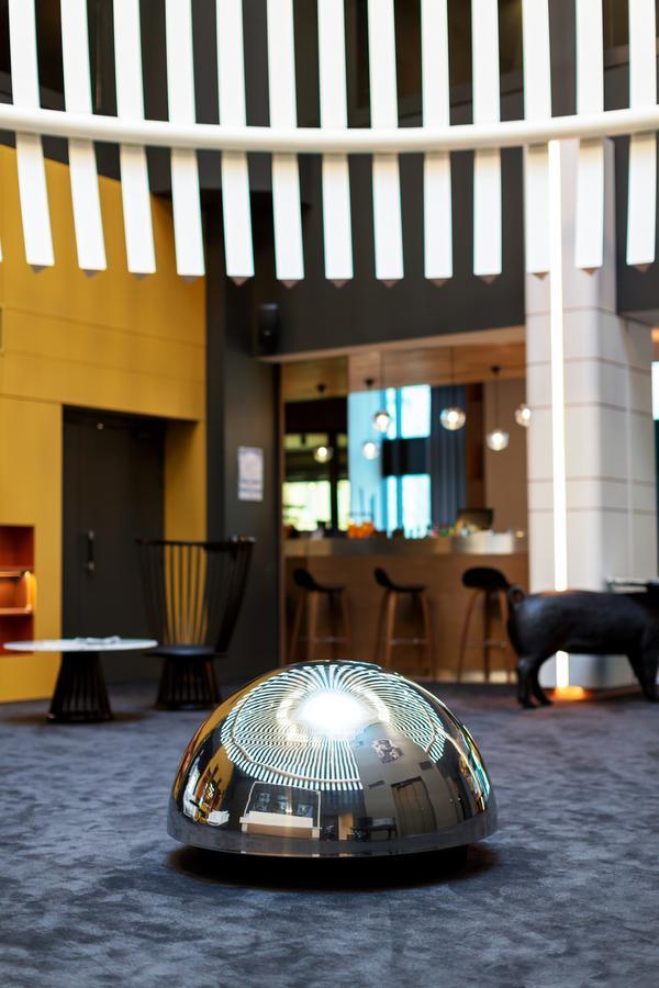 Готель Golden Tulip Saint Malo- Le Grand Be Екстер'єр фото